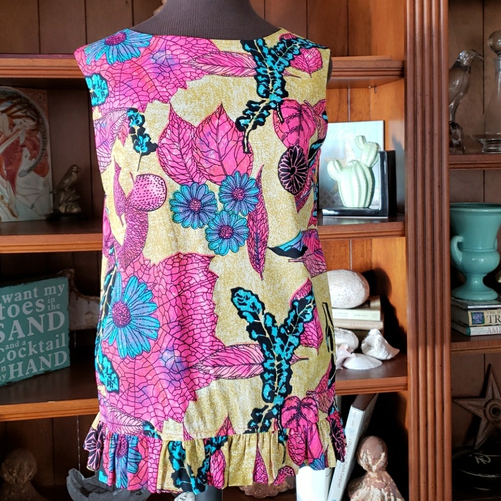 Vintage neon bright fun floral print top